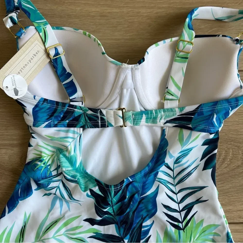 NWT Peyton and Parker One Piece Swimsuit White Blue Tropical Floral Size Small